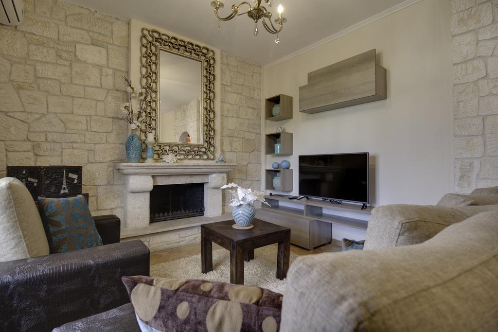 Luxury 2Br Apartment 50M From Beach Pefkochori Exterior photo