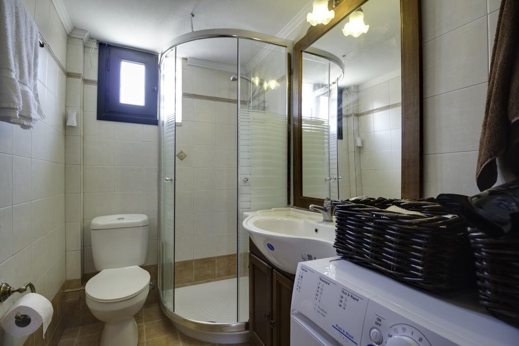 Luxury 2Br Apartment 50M From Beach Pefkochori Exterior photo