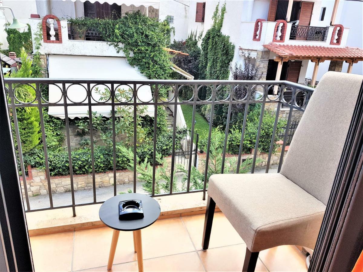 Luxury 2Br Apartment 50M From Beach Pefkochori Exterior photo